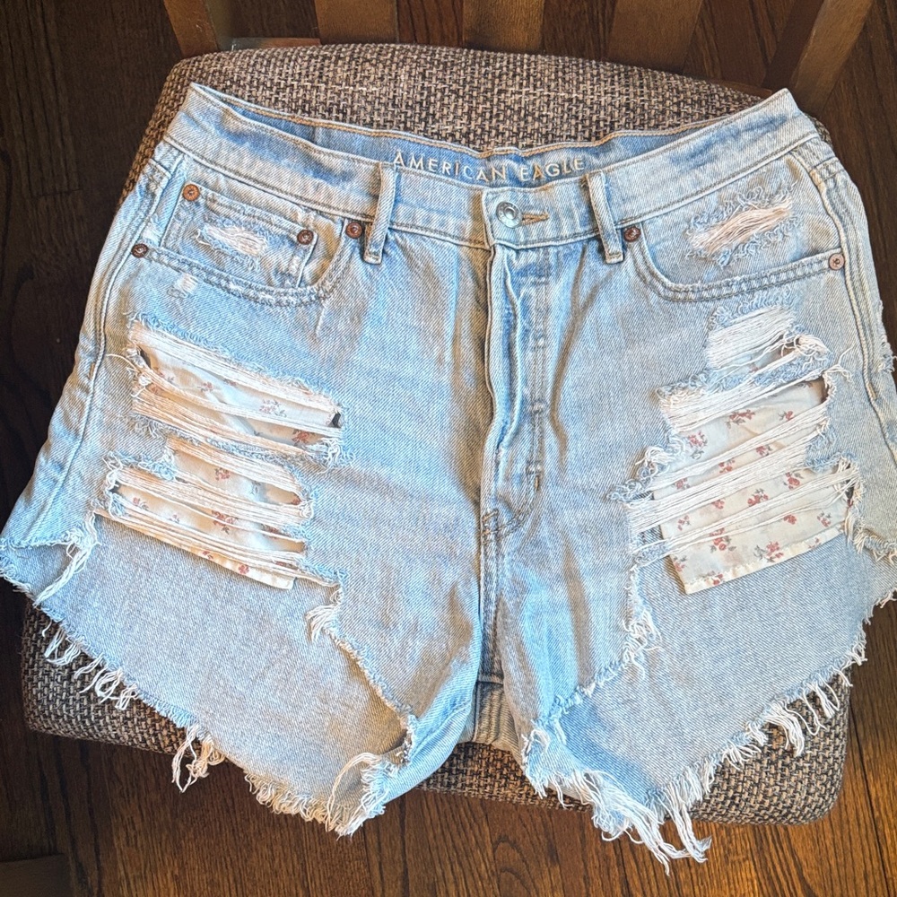 American Eagle Outfitters 90s Boyfriend Short